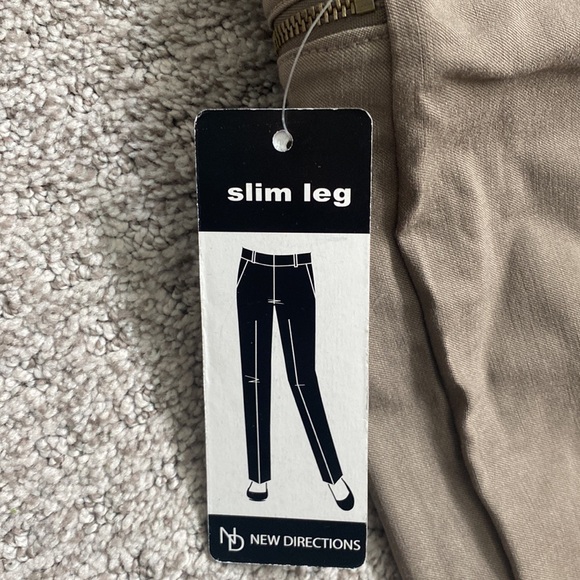 New Directions Taupe Slim Leg Pant Pants with Zipper Pockets, Size 8 - Picture 5 of 6